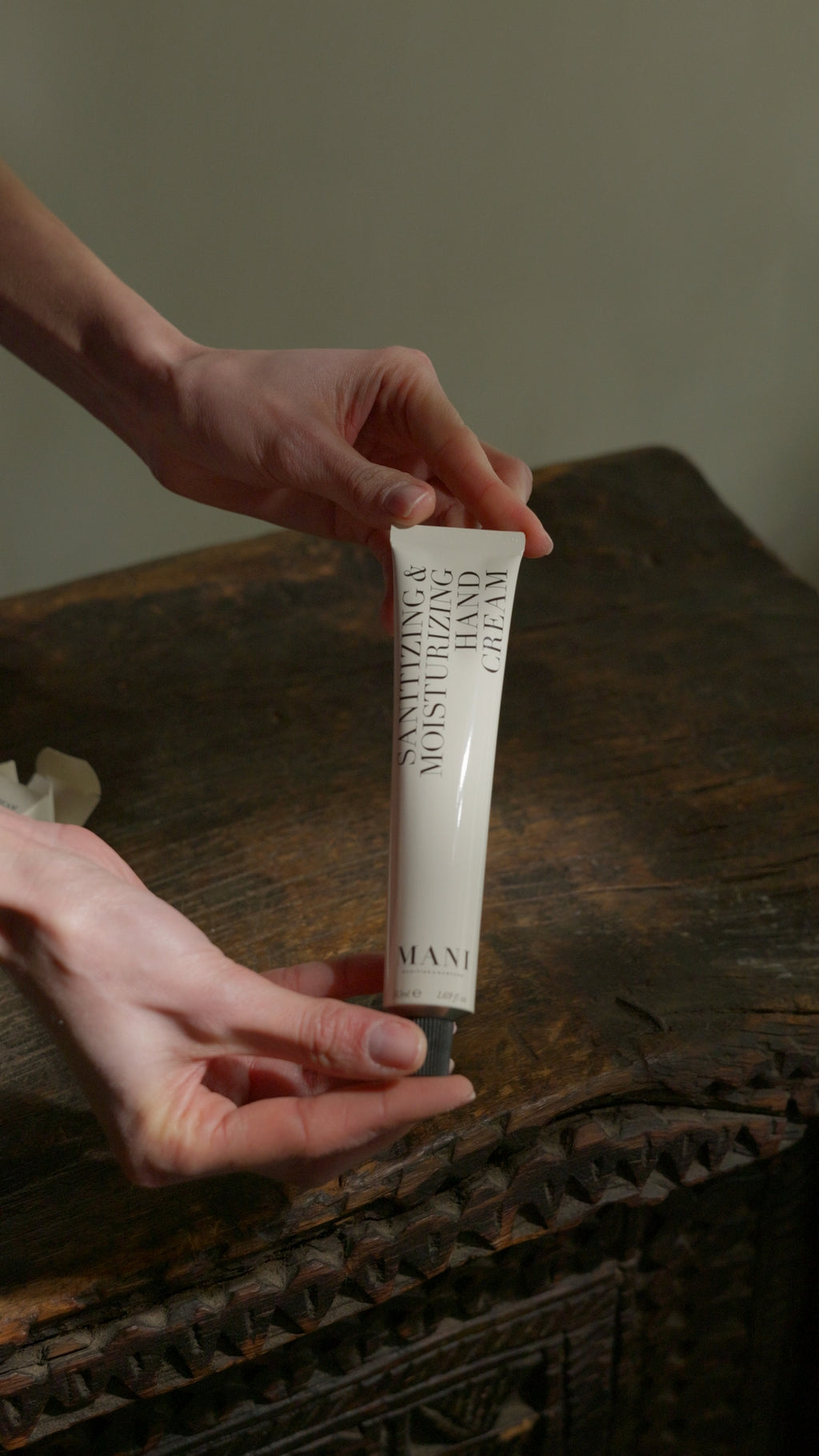 Crema mani – Igienizzante e idratante