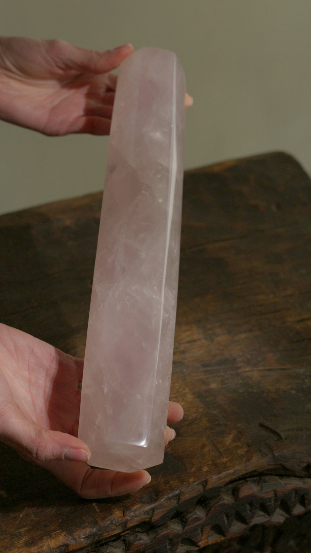 Torre di Quarzo Rosa - 1500 g